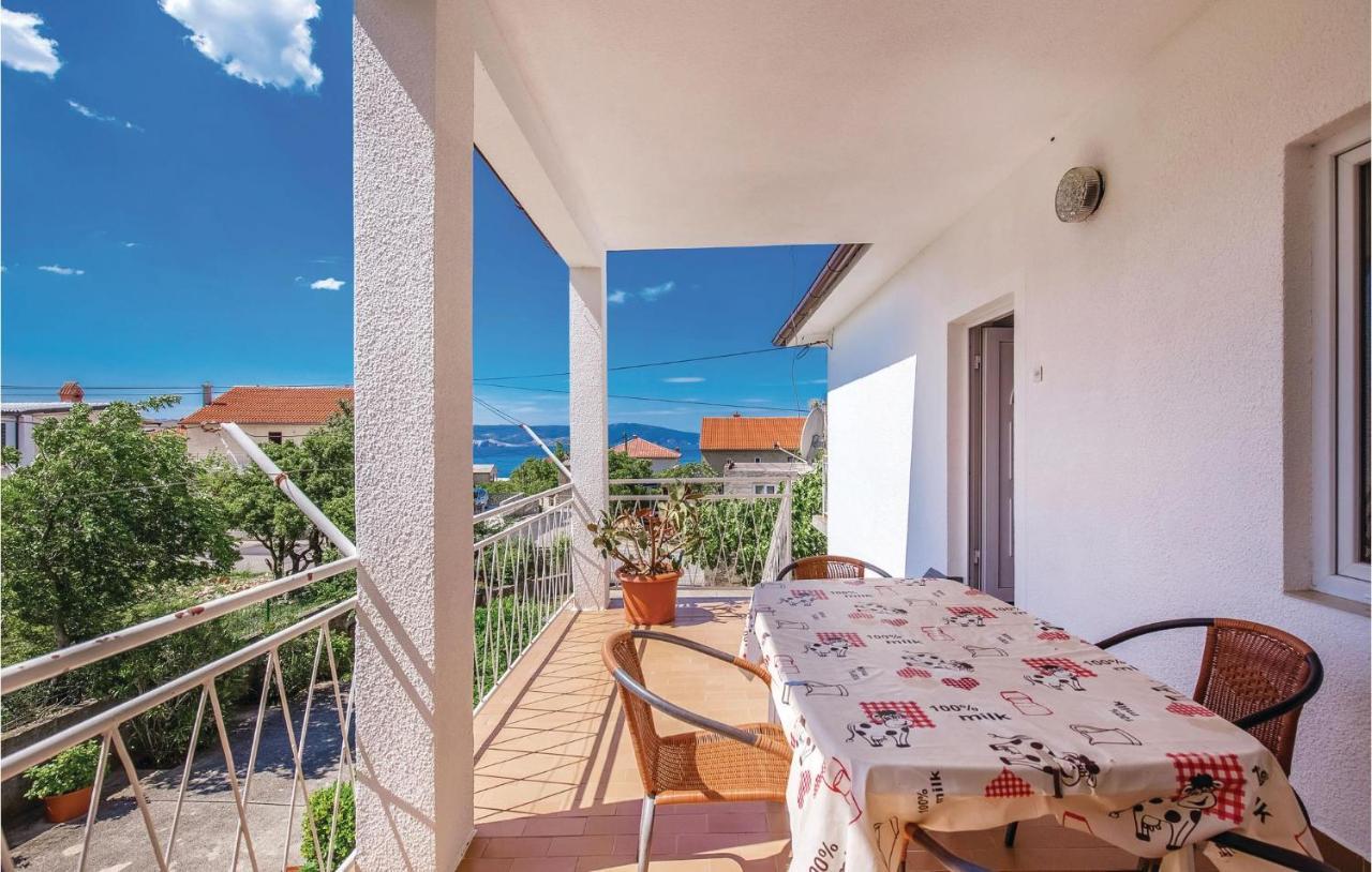 2 Bedroom Stunning Apartment In Novi Vinodolski Exterior photo