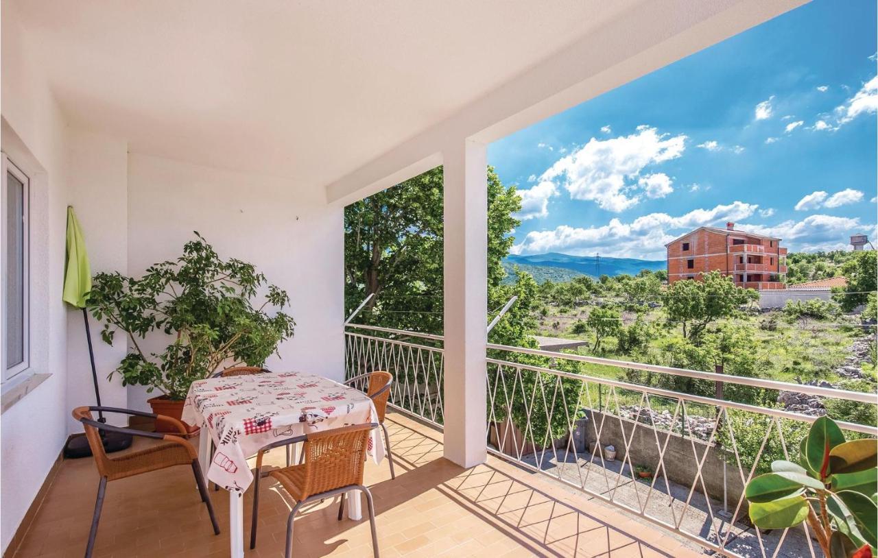 2 Bedroom Stunning Apartment In Novi Vinodolski Exterior photo